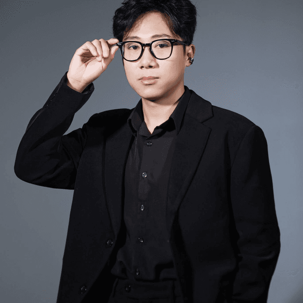 Nguyễn Hoàng Nam